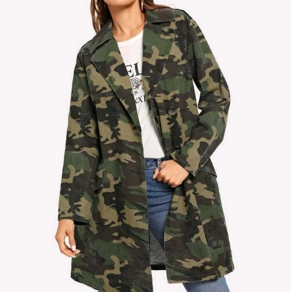 SHEIN NWOT Collar Camo Longline jacket